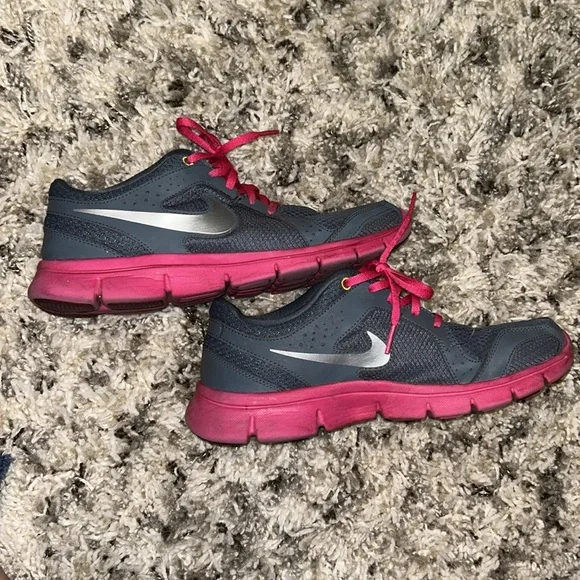 Nike Women’s Running Shoes Sneakers Flex Experience RN 2 in Pink - Picture 7 of 9